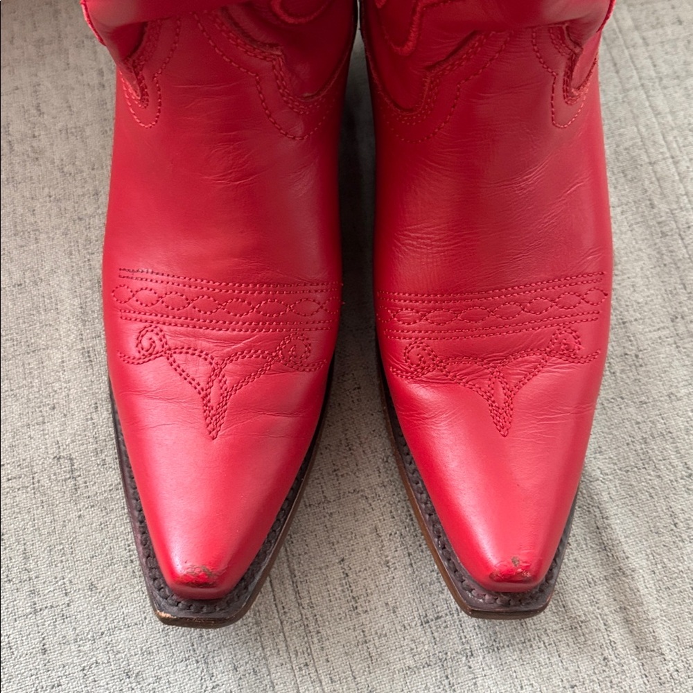 red cowboy boots - Picture 4 of 11